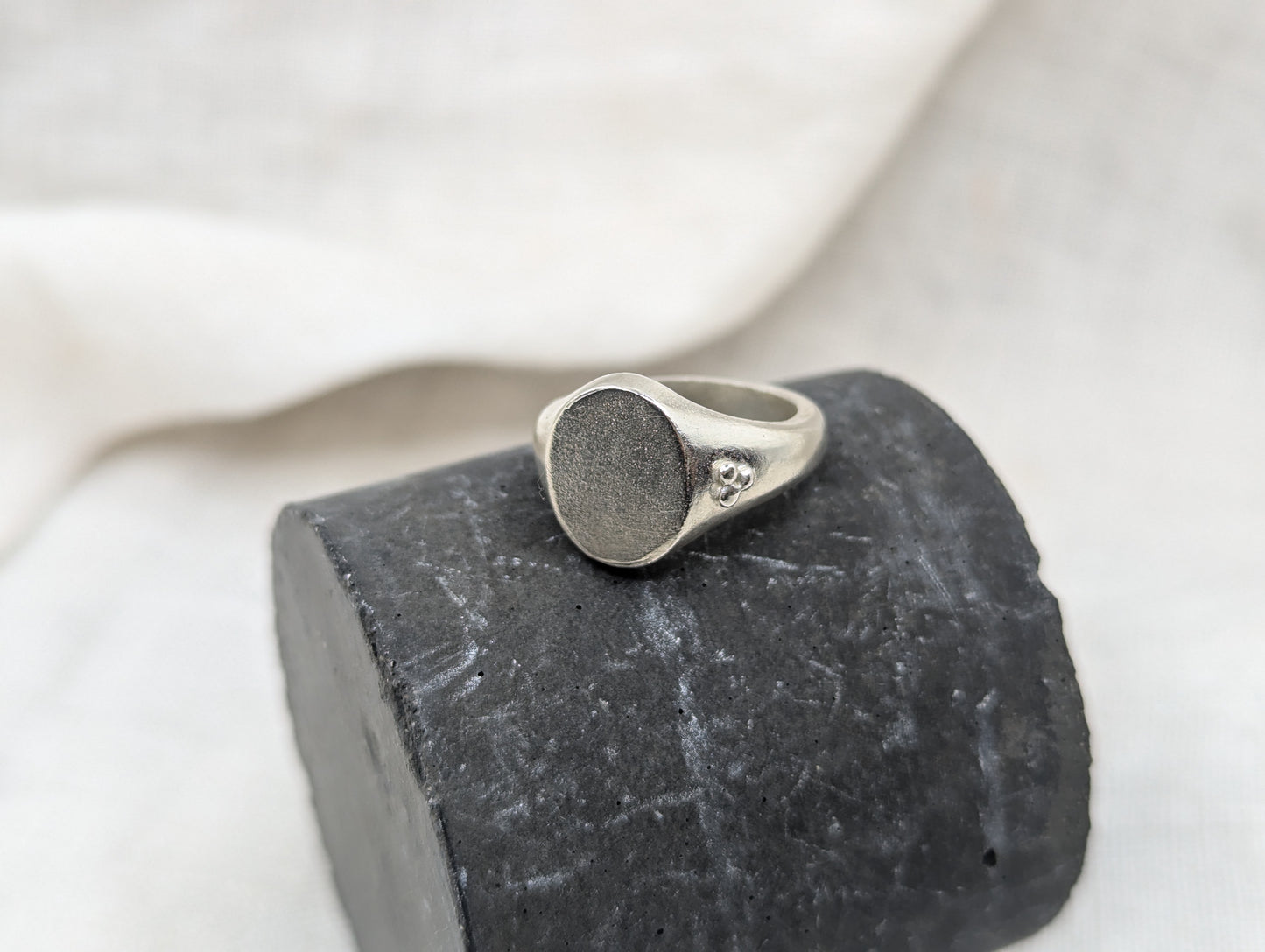 Mens Traditional Oval Signet ring - MILLY MAUNDER