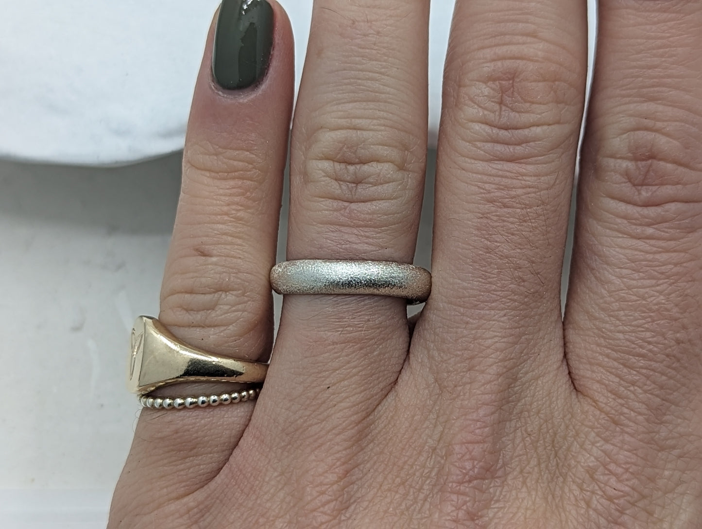 4.0 Frosted Heavy Wedding Band | 9k White gold - MILLY MAUNDER