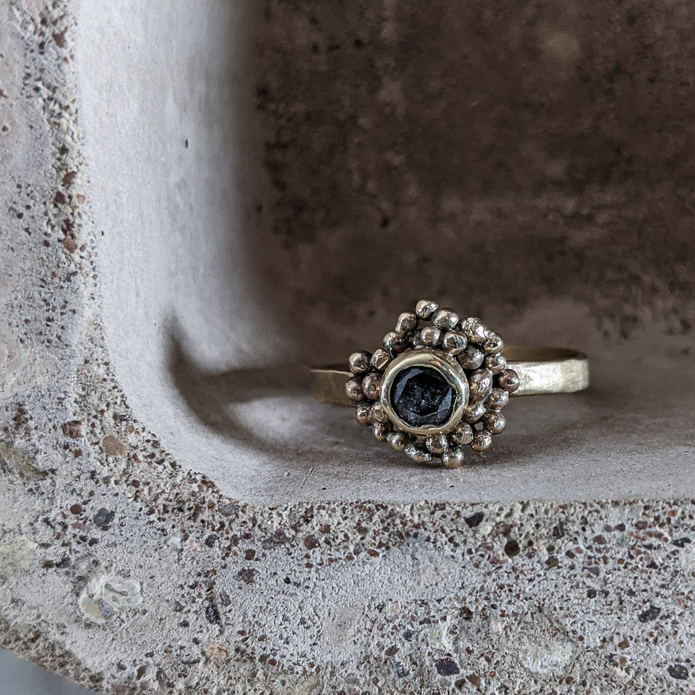 Bespoke | Black Diamond 'Daisy' Ring