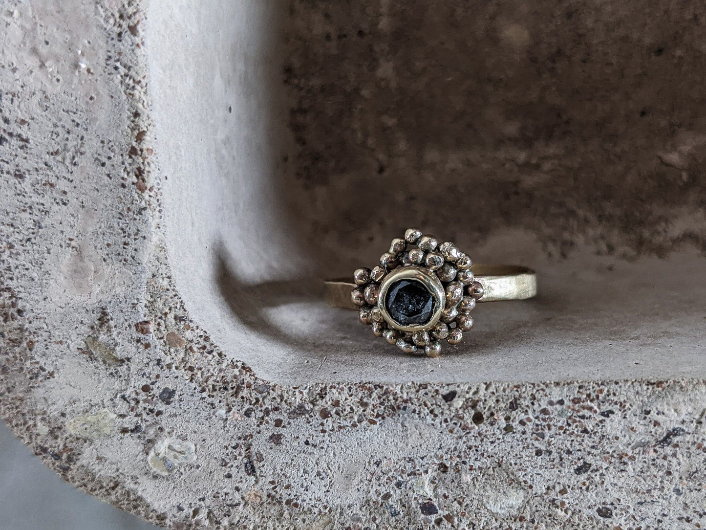 Bespoke | Black Diamond 'Daisy' Ring