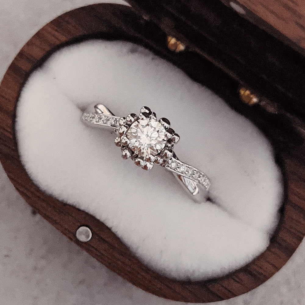 Diamond Solitaire engagement ring with a twist | 9k White Gold