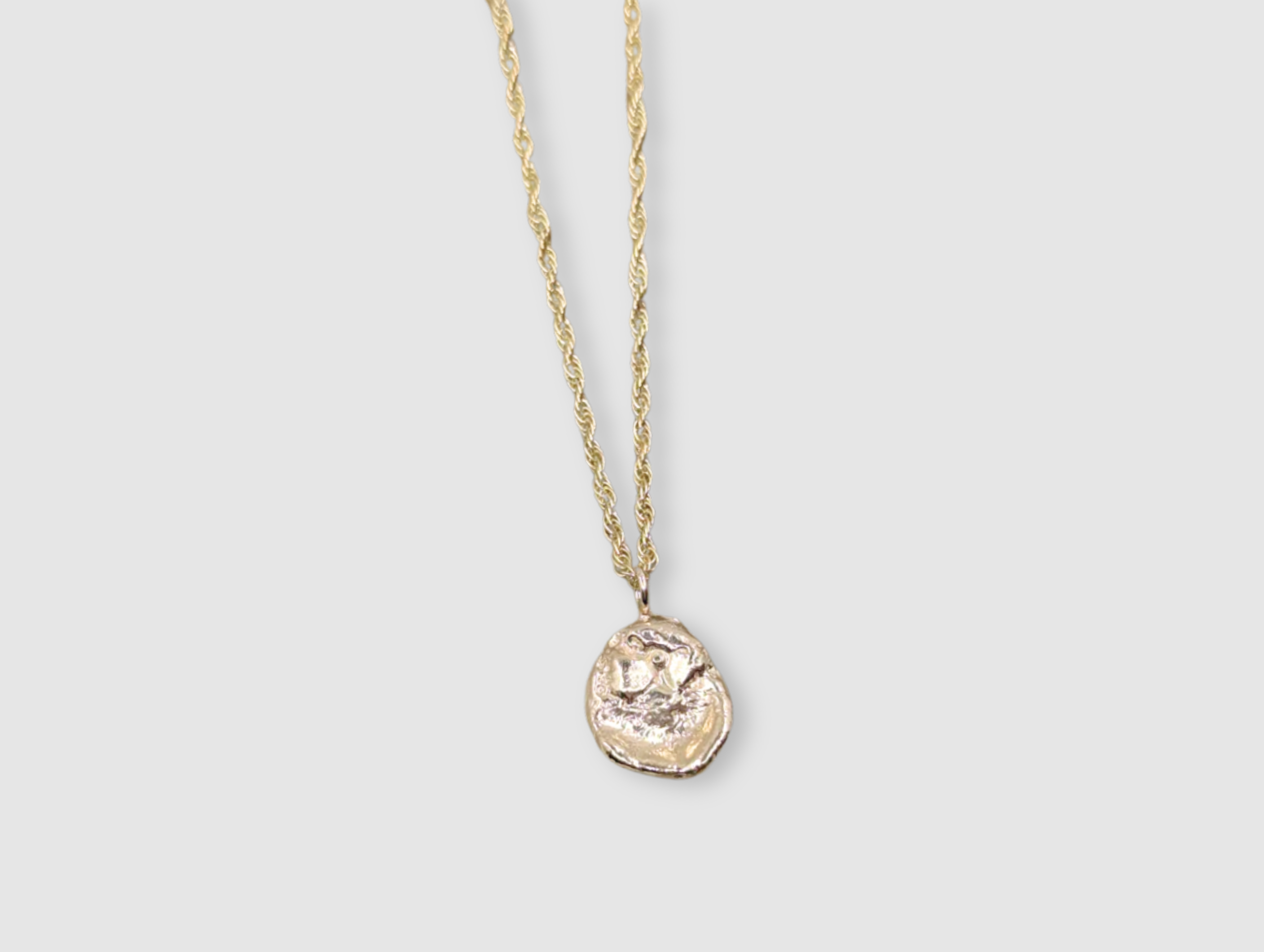 Dara Pendant 9k Yellow Gold