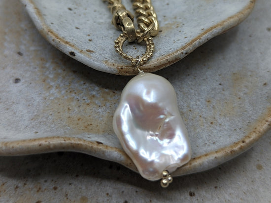 Load image into Gallery viewer, Fireball Baroque Pearl Pendant | Gold Plated
