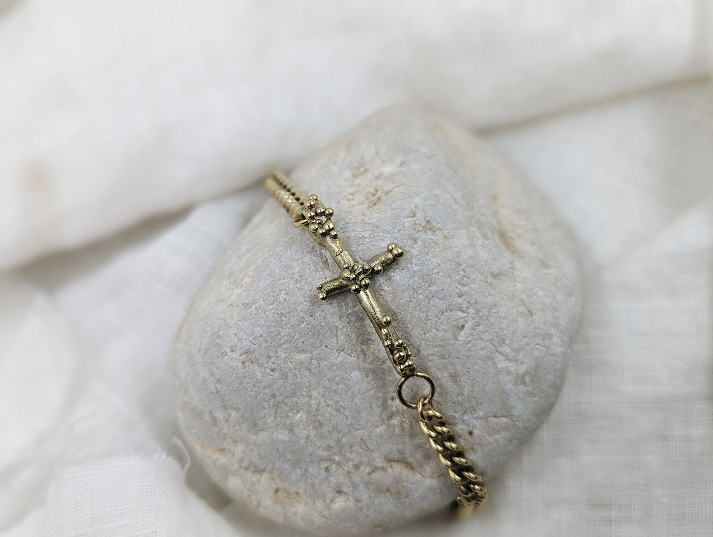 Cross Bracelet | Gold Plated