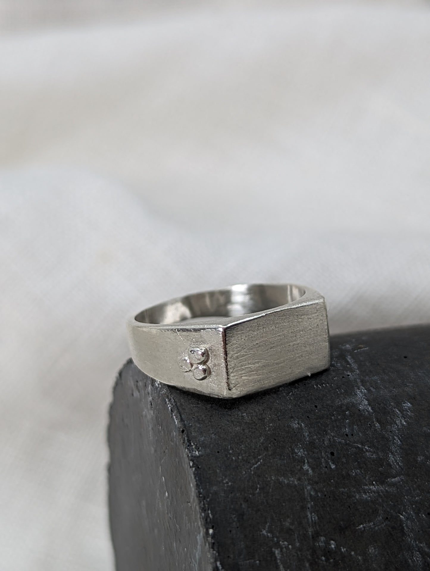 Mens Rectangular Signet Ring MILLY MAUNDER