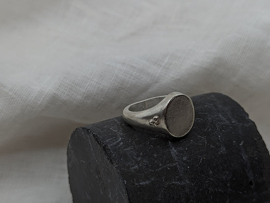 Mens Traditional Oval Signet ring - MILLY MAUNDER