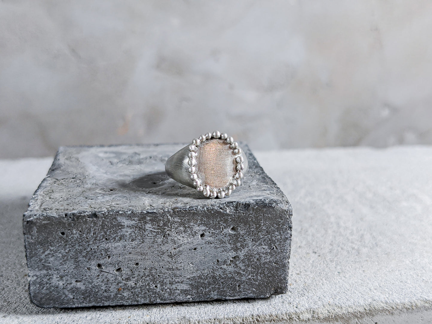 Load image into Gallery viewer, The Chunky Signet ring - Milly Maunder Designs
