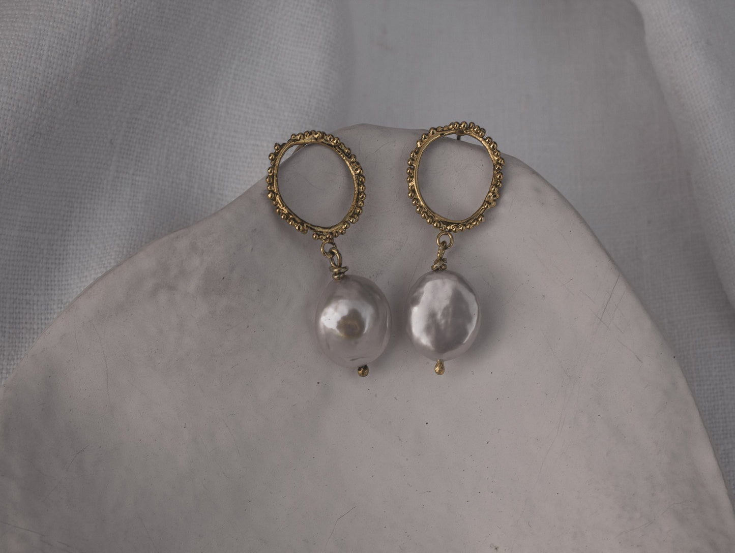 Load image into Gallery viewer, Halo and Pearl Earrings | 18k Gold Plated - MILLY MAUNDER
