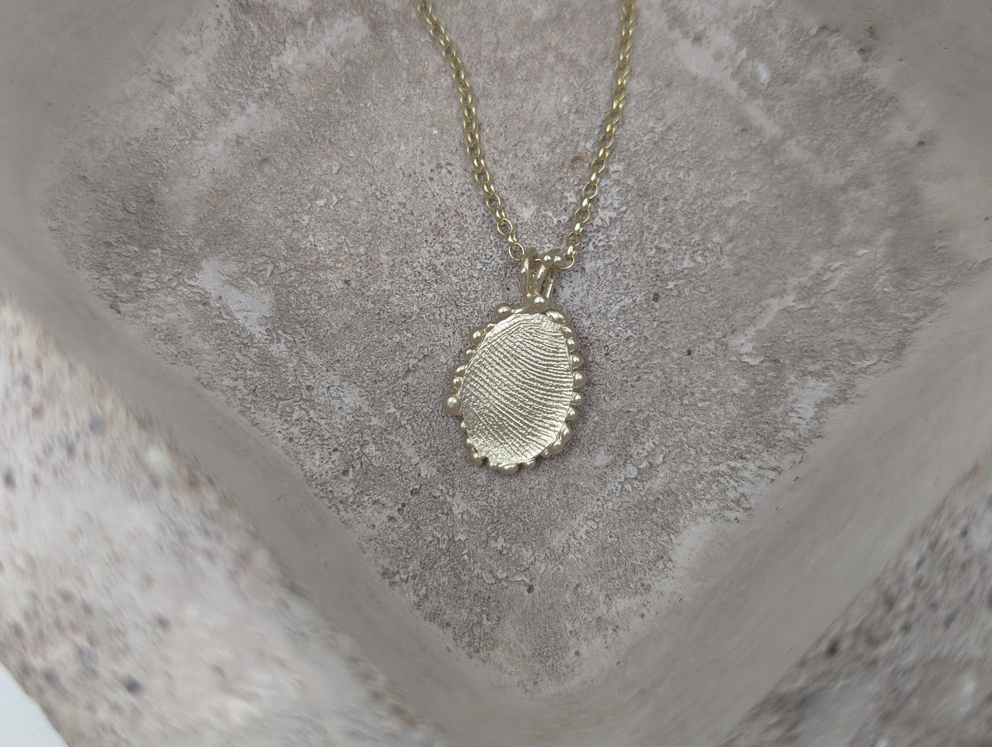 Fingerprint Disc Pendant | 9ct Yellow Gold - MILLY MAUNDER