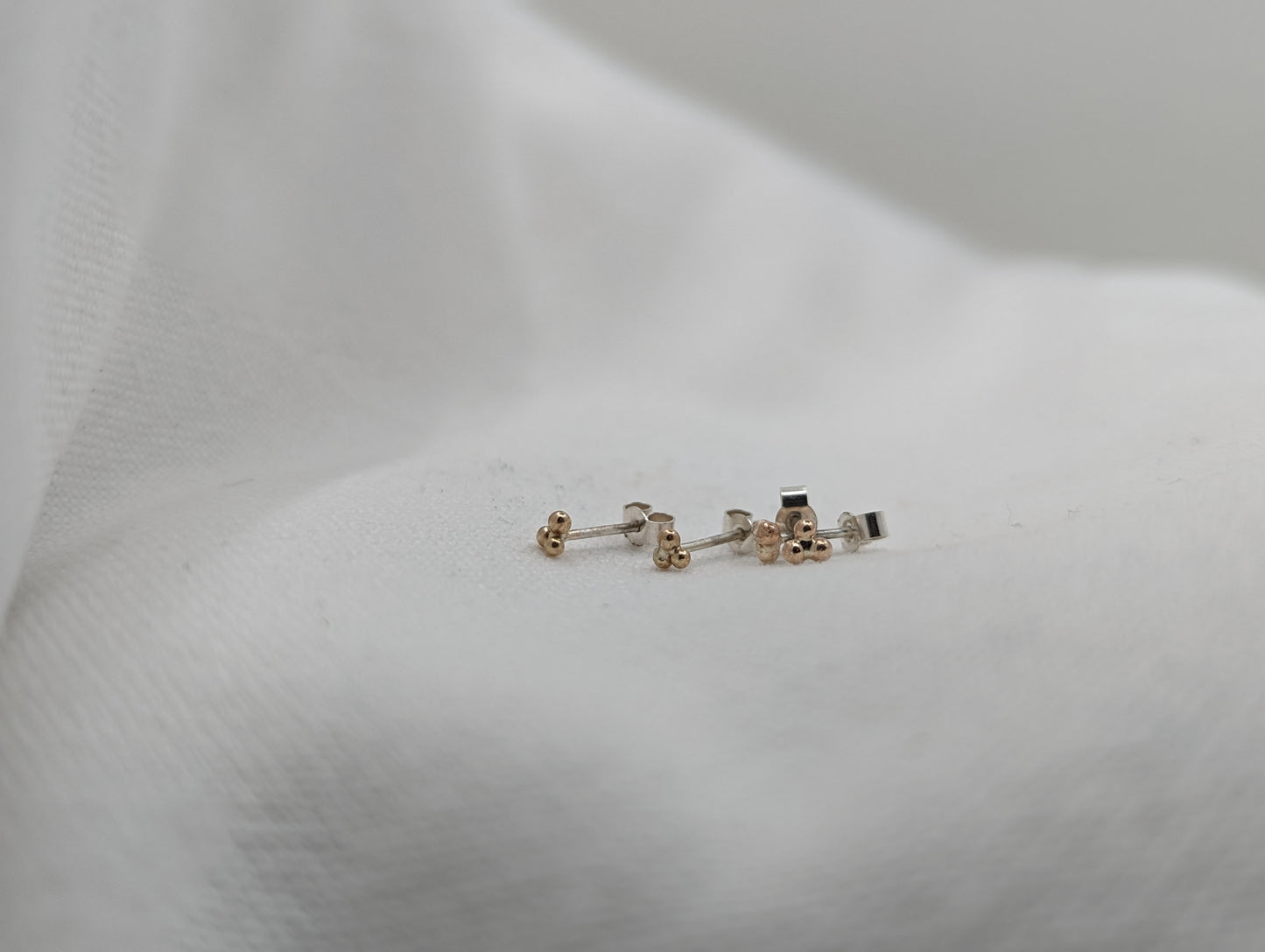 Mini Trio Bubble studs | 9k YELLOW GOLD