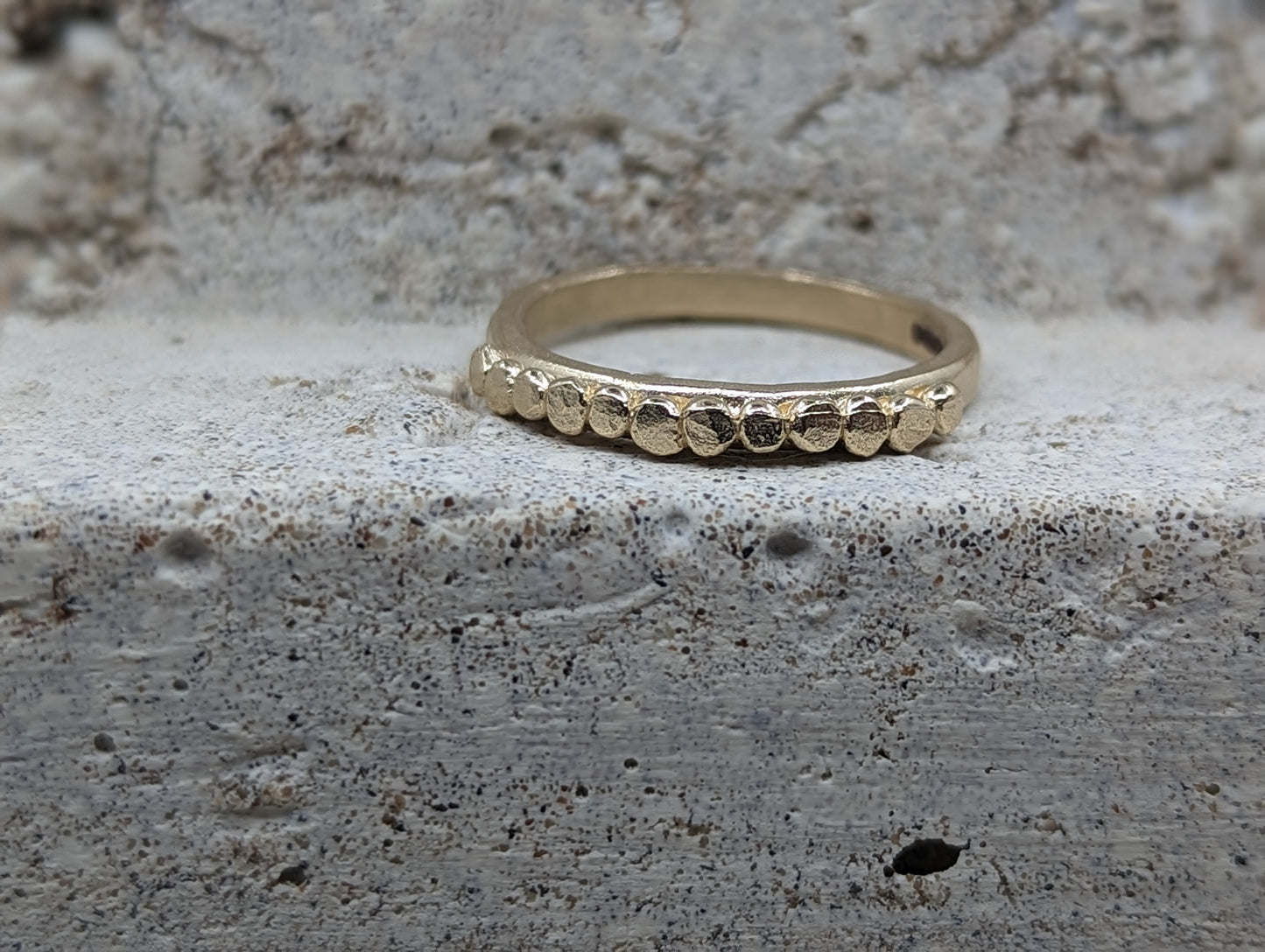 Pebble Wedding Ring | 9k yellow gold - MILLY MAUNDER