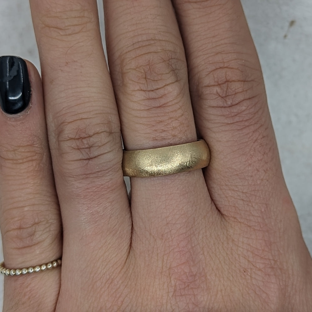 6.0 Frosted Light Wedding Band | 9k Yellow Gold - MILLY MAUNDER