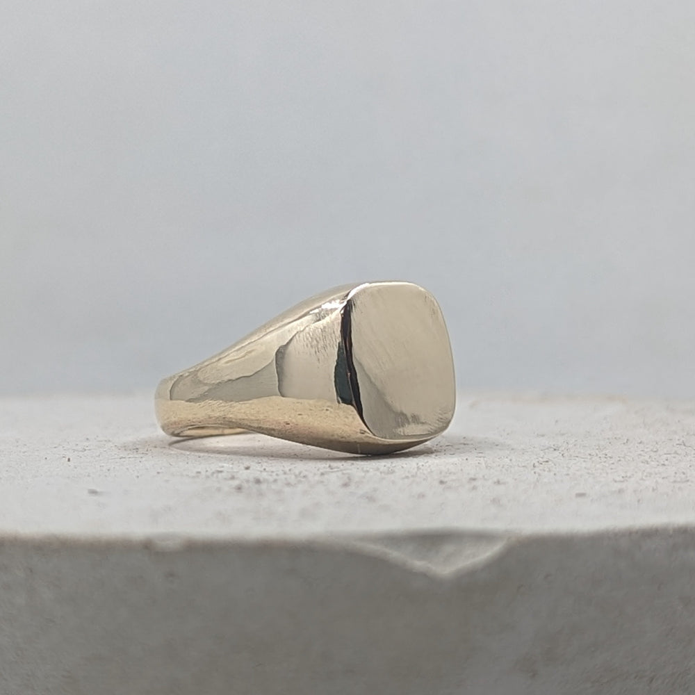 Cushion Style Signet ring | 9k Yellow Gold - MILLY MAUNDER
