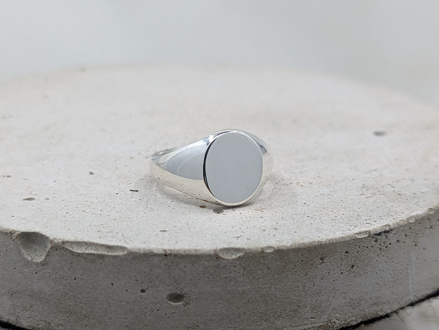 Oval Ladies Signet ring | Sterling silver 100% recycled