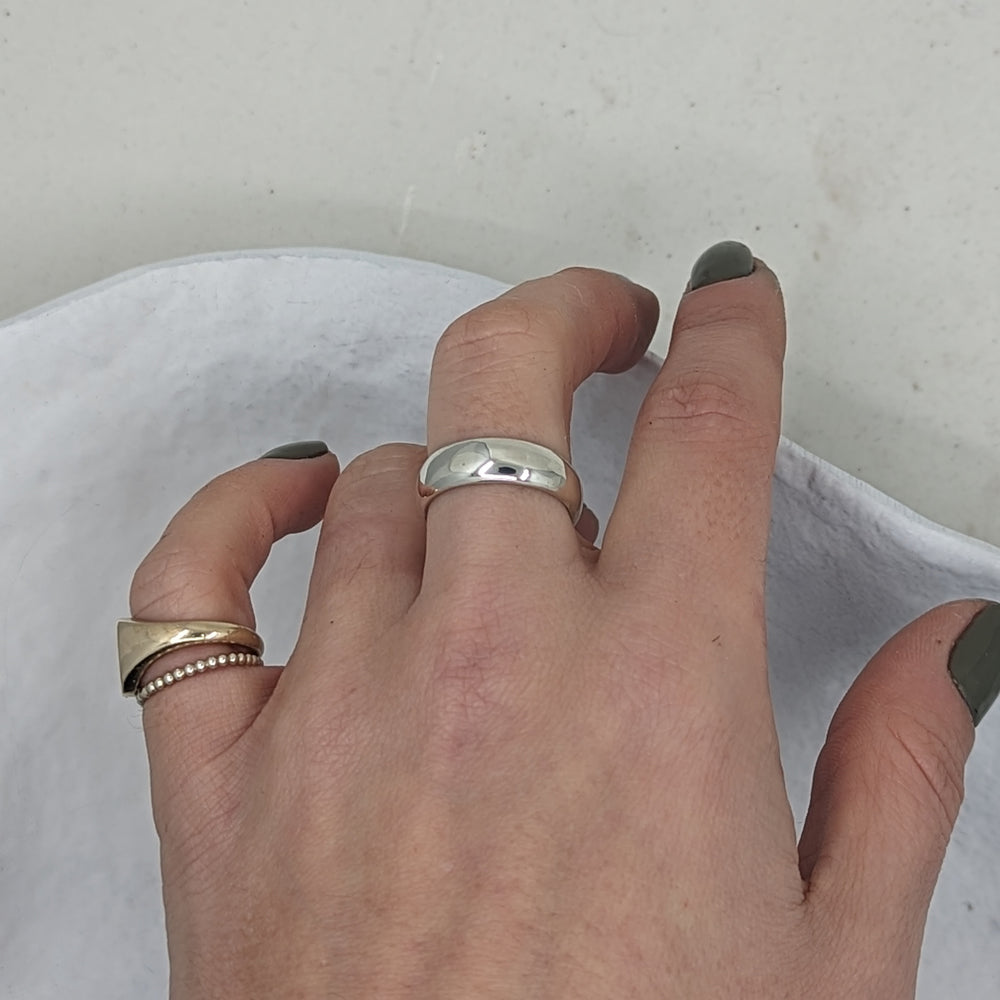 6.0 Smooth Heavy Wedding Band | 9k White Gold - MILLY MAUNDER