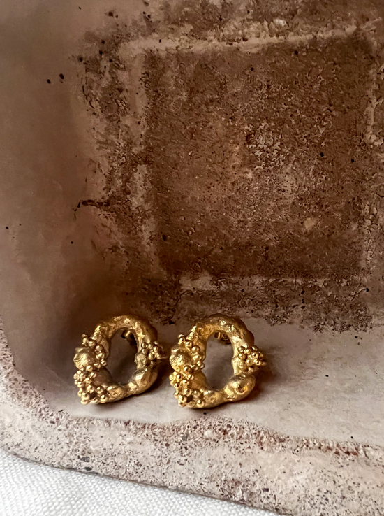 Load image into Gallery viewer, Molten Link Studs | 18k Gold Plated
